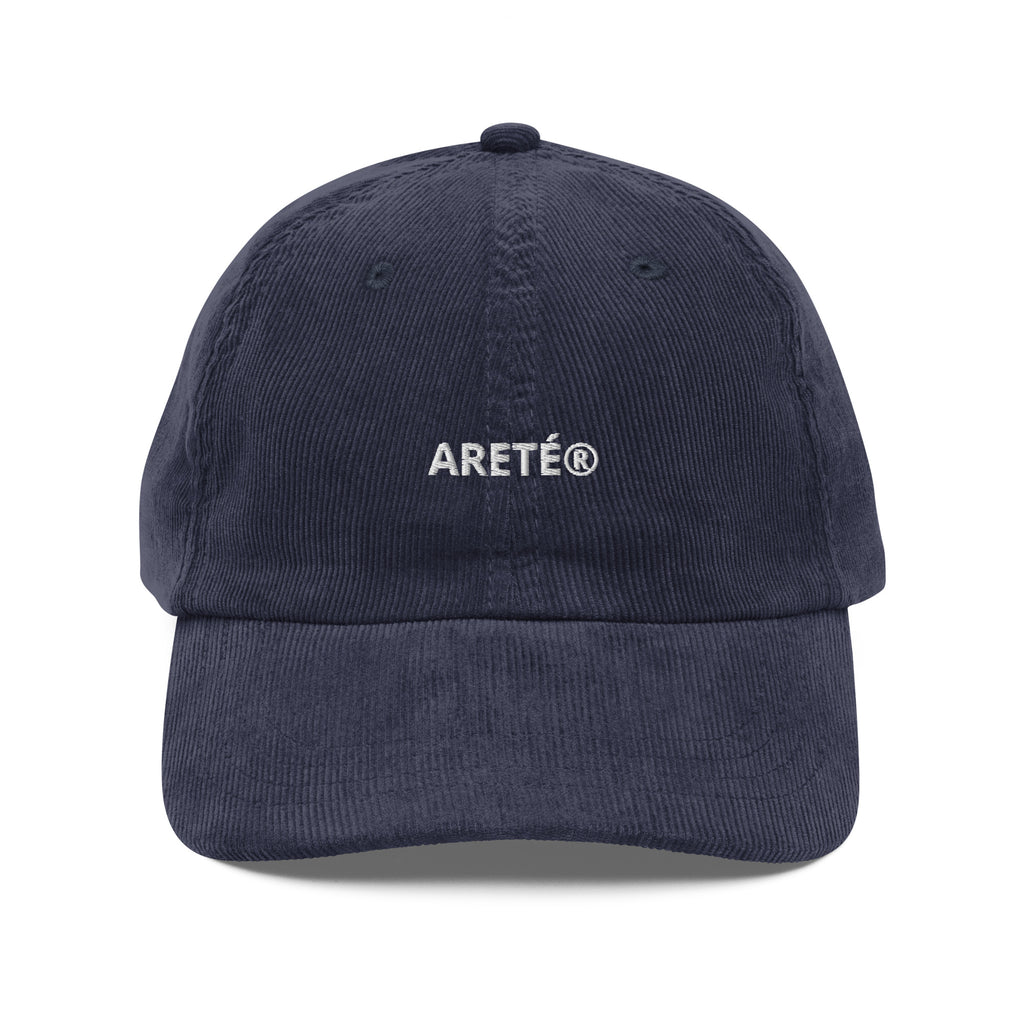 Areté Corduroy Cap en color Navy — gorra de pana premium Drop 01